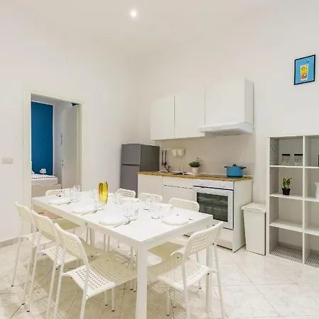 White&Blue Apartment At Sanita By Wonderful Italy Naples Exterior photo